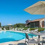 호텔 La Collina Del Sole 2*